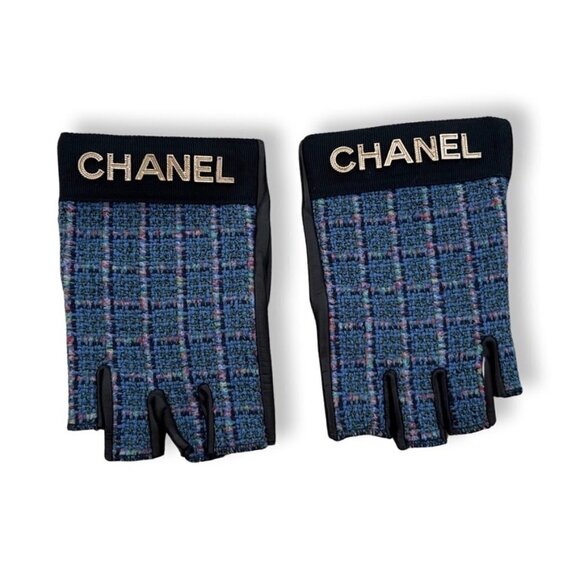 Chanel 2017 Tweed Fingerless Gloves size 8 - Picture 1 of 6